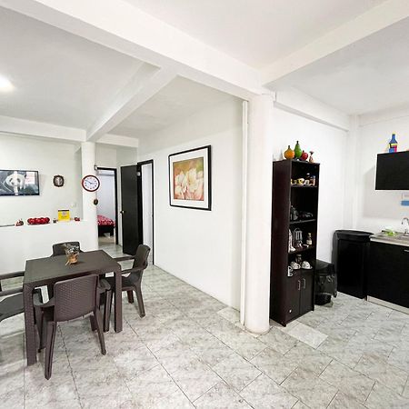 Miss Yasmin Place San Andres  Exterior photo