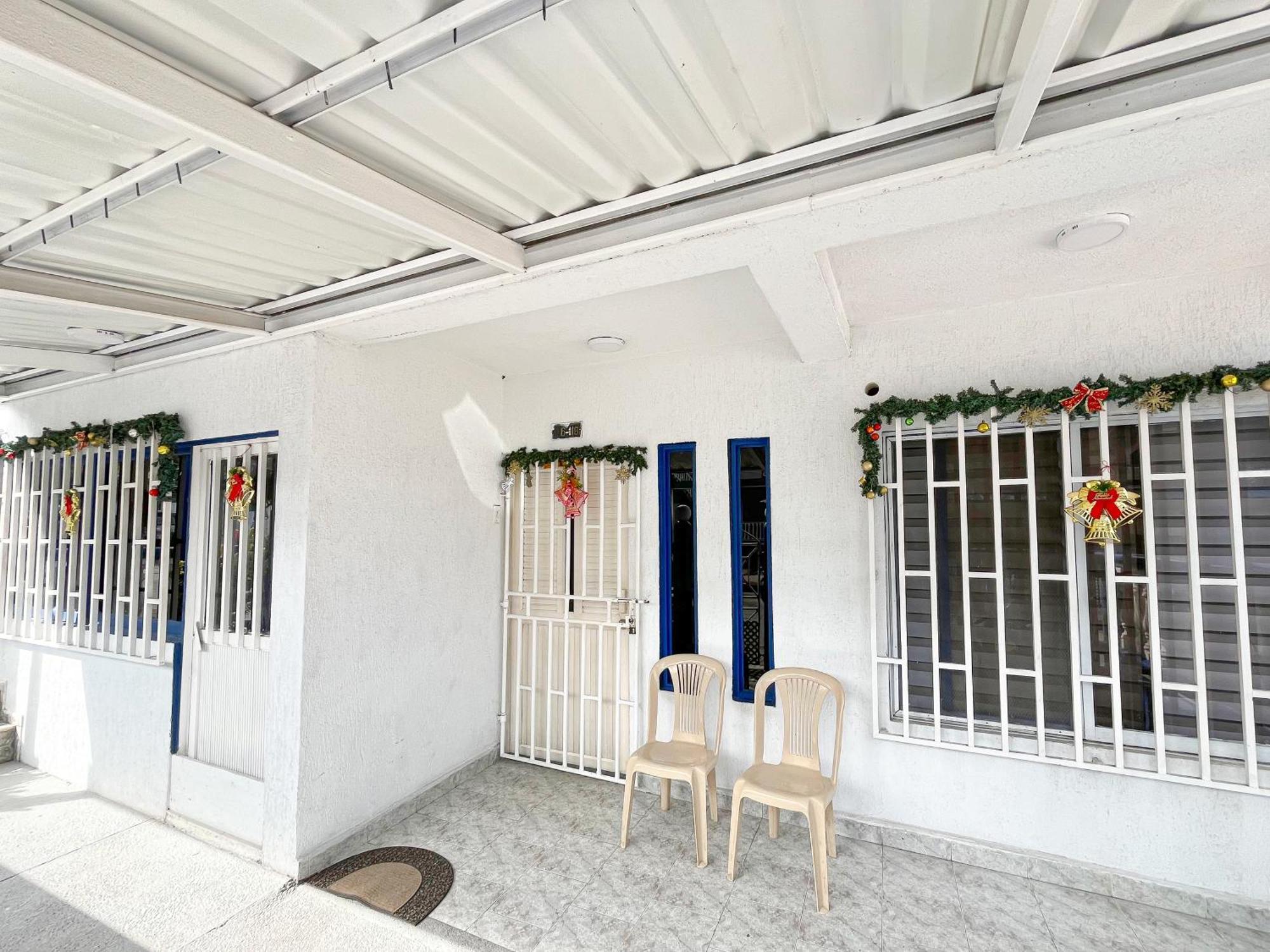 Miss Yasmin Place San Andres  Exterior photo