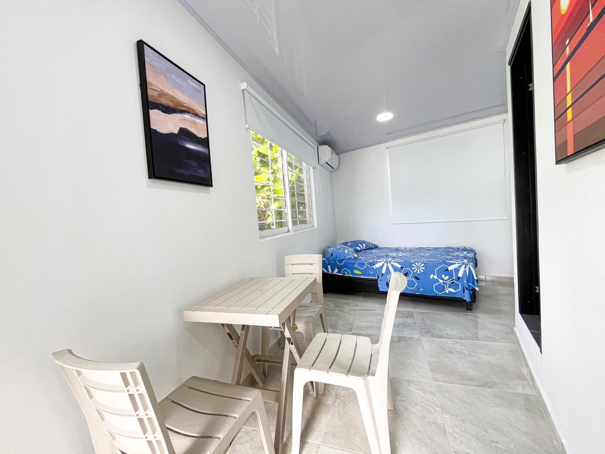 Miss Yasmin Place San Andres  Exterior photo