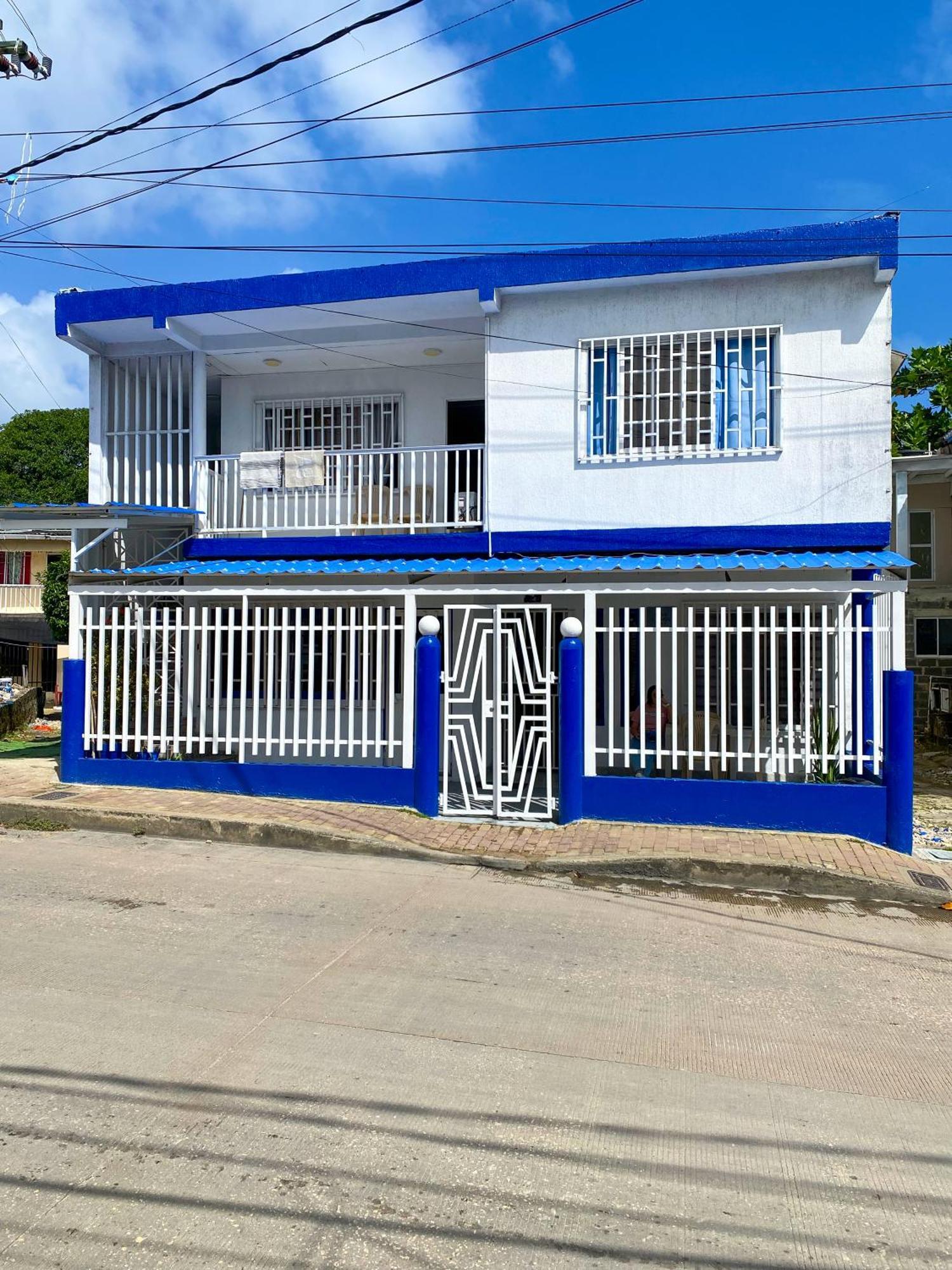 Miss Yasmin Place San Andres  Exterior photo